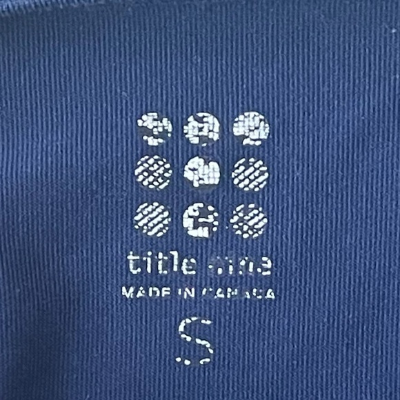 Title Nine Dress Small Twist Front Geometric Print Fit Flare Knee Length Stretch - Picture 9 of 10